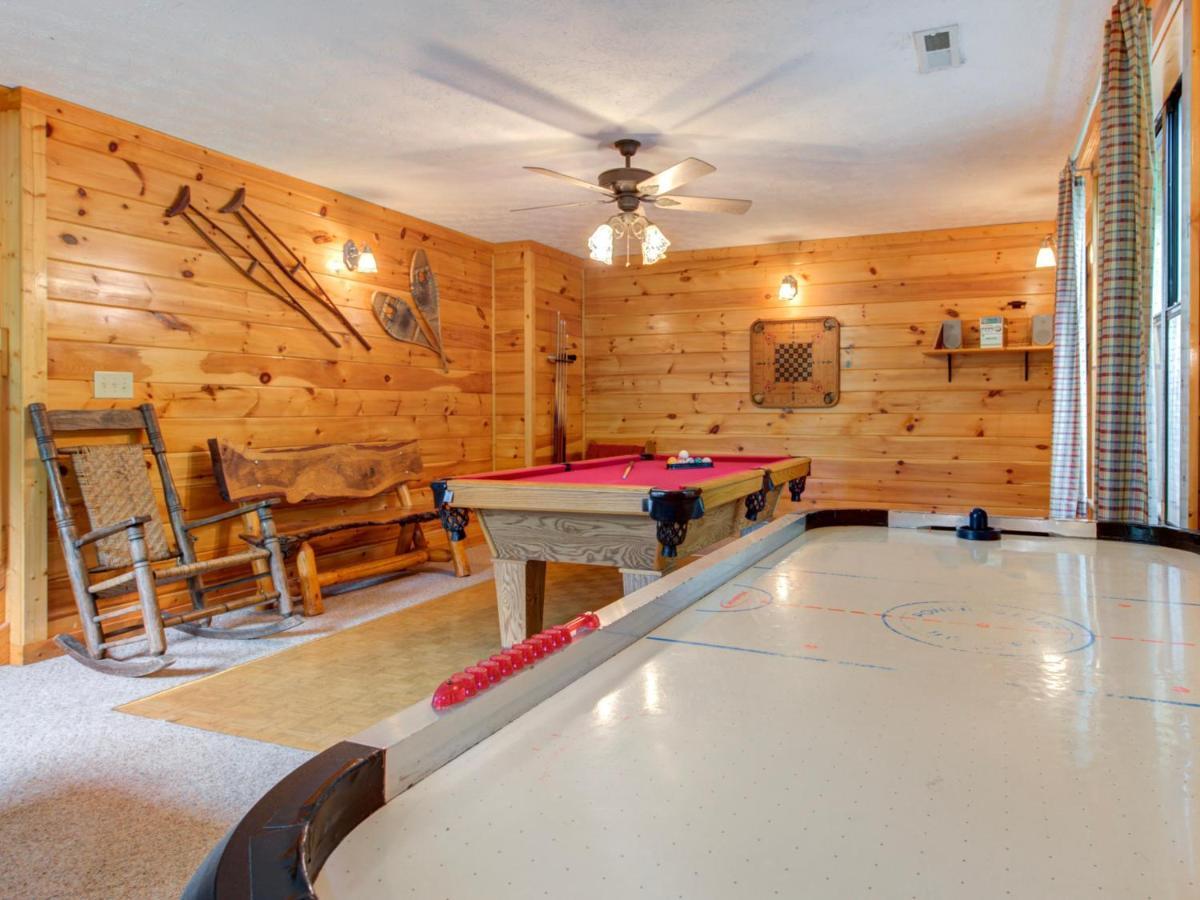 Great Expectations, 3 Bedrooms, Fireplace, Pool Table, Hot Tub, Sleeps 10 Gatlinburg Zewnętrze zdjęcie